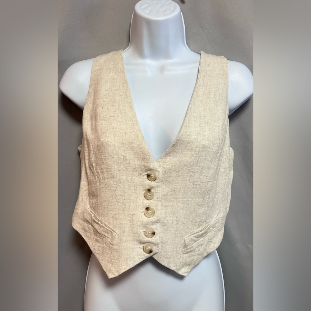 Fashion Nova Women’s Linen Best Sz Medium Beige 5 Button